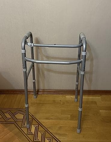 Digər tibbi məhsullar: Gəzinti üçün yüngül qatlanan dəstək çərçivəsi (rollyorsuz walker) - — 2