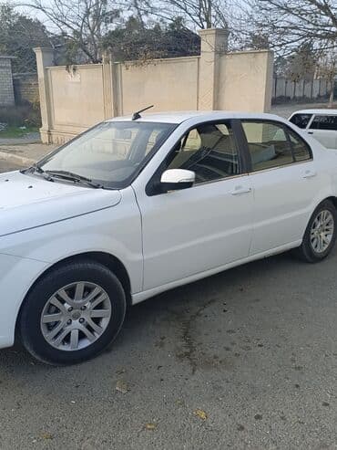 fermer təsərrüfatı satılır: Model: Khazar (sedan) Mühərrik və ötürmə: - Mexaniki sürətlər qutusu — 4