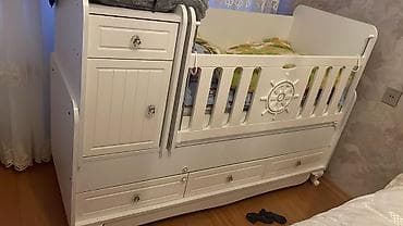 oyuncaq masin sekilleri: Oğlan və qız üçün, Dördbucaq, Beşik, Dəstsiz, Matrassız, Yellənmə mexanizm ilə — 1