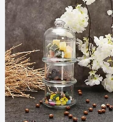 aksesuar qabi: 3 merebe şüşe qab
her biri 20 azn — 1