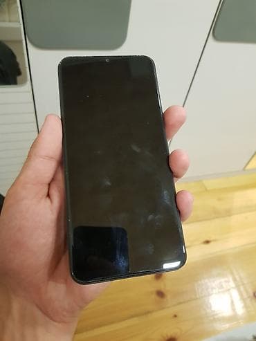 iphone oxşar telefonlar: Samsung Galaxy A32, 32 GB, rəng - Qara, İki sim kartlı — 1