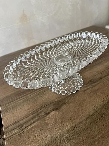 Tort və şiriniyyat qabı, Şüşə