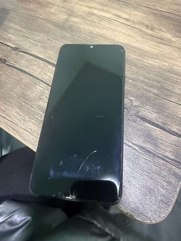 Samsung Galaxy A20s, 32 GB, rəng - Qara, Qırıq