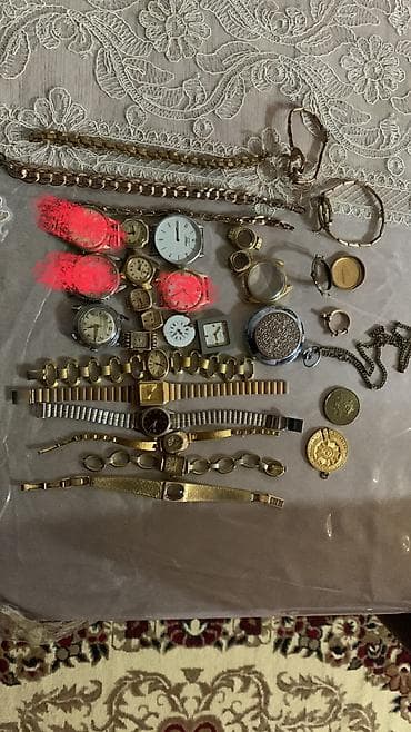 xiaomi mi band 8: Hamsi almanyadan getirilib original saatlardi — 2