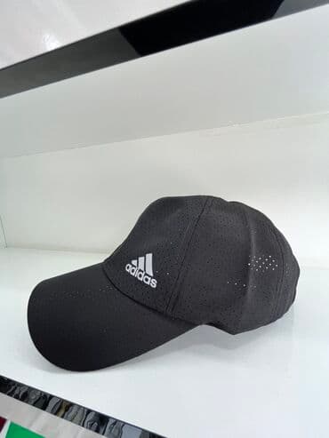 qadınlar üçün toxunma papaqlar: Бейсболки премиюм класса .Производства Индии Бангладеш и есть — 11