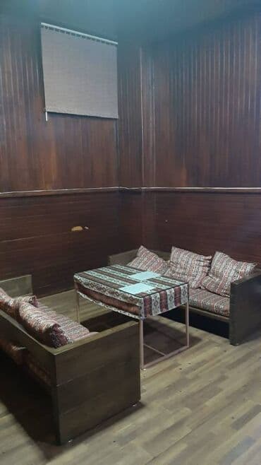 qarayev obyekt: Nərimanov rayonu, Nərimanovda saatın yaxınlığında ümumi sahəsi 250 — 7