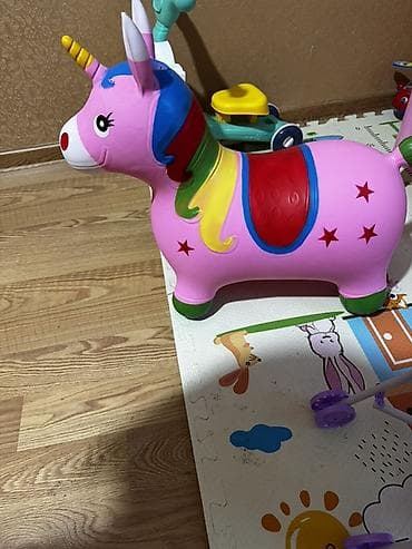 puzzle xalça: Uşaq üçün şişmə-atlama oyuncağı – Unicorn dizaynı - Parlaq çəhrayı — 2
