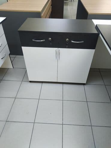 ikinci el dikt: Yenidir. Hazır var isdenilen rəngdə isdenilen olçuyə hazırlanır — 4