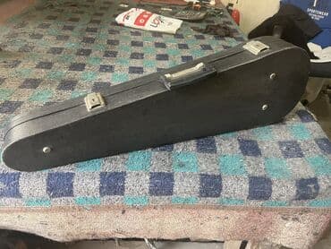 skripka 4 4: Skiripka futlari ela veziyyetde — 1