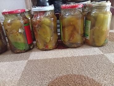 Bibər turşusu çox dadlı 890 ml bankalarda.Kim istəyir əlaqə saxlasın
