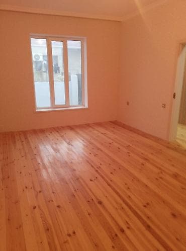 agsuda satilan evler: Yola Yaxın Məhəlləsi asvalt Marketin yanında yerleşir.Və 326 nömreli — 5