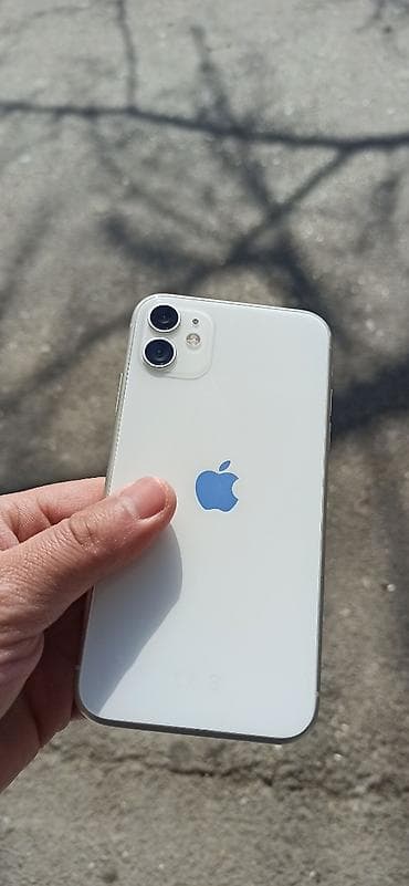 iphone 17 pro max qiyməti: IPhone 11, Ağ, Face ID — 2