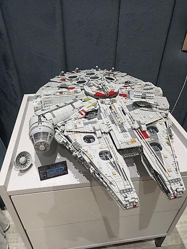 LEGO Star Wars – Millennium Falcon (UCS üslubunda böyük ölçülü model) — 3