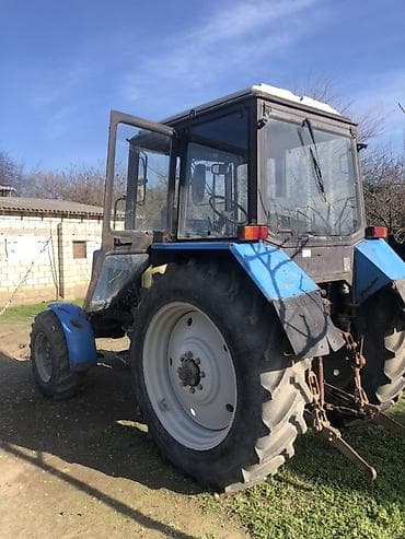yük daşıma: Belarus MTZ traktoru Satılır tam saz vəziyyətdə+üstündə 1.95 otbiçən — 3
