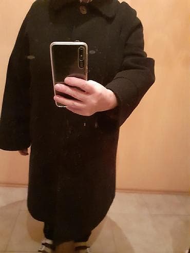 PALTOLAR.YENİDİR.cox ucuz.TƏZƏDİR.Ğözəldir.Şəkildə yaxşi çixmayib.Amma