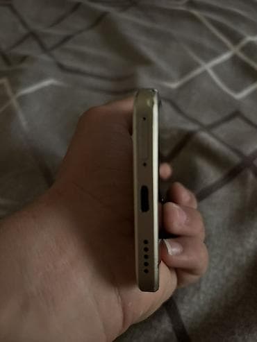 philips xenium 9@9h: Huawei nova 13, rəng - Ağ — 2
