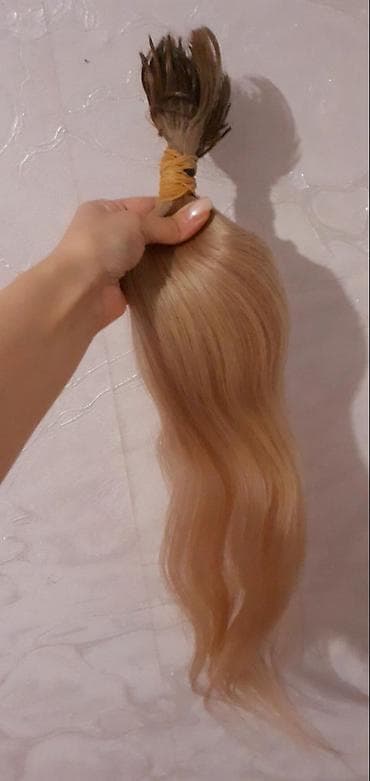 təbbi saç: Taxma saçlar, Təbii — 3