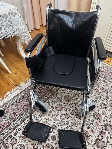 Tualet funksiyalı əlil arabası - Material: xromlanmış möhkəm metal