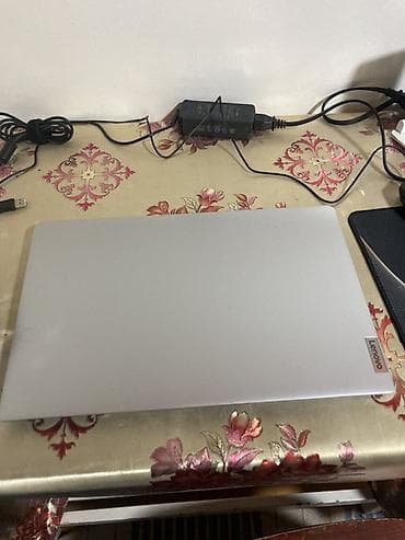 Lenovo IdeaPad, 15.6 ", Intel Core i3, 256 GB