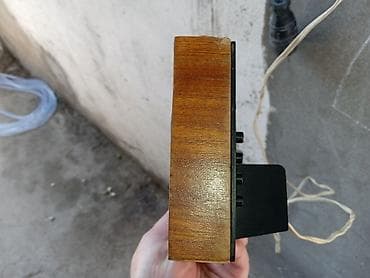 merinos xalca sederek: Masaüstü saatlar, Elektron, Arxa işıq — 3