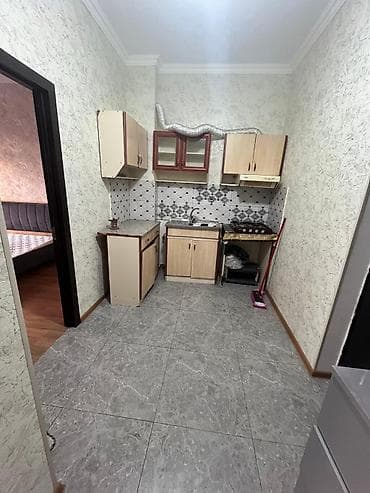 otağ: Razinə gedən yol, Pagarni tərəf, astanovkaya (dayanacağa) yaxın binada — 4
