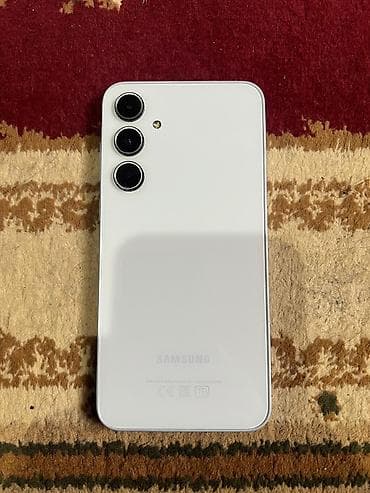 samsung galaxy j5 2017: Samsung Galaxy A35, 256 GB, rəng - Ağ — 2