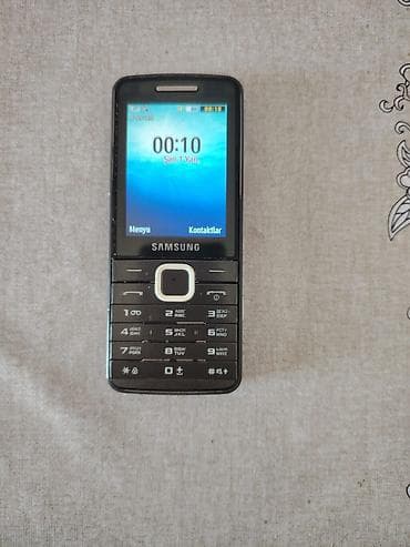 Elektronika: Samsung S5610, < 2 GB Memory Capacity, rəng - Qara, Düyməli — 1