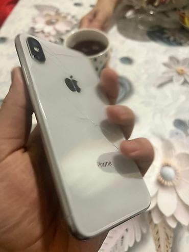 13 pro irşad: IPhone X, 64 GB, Ağ, Qırıq — 1
