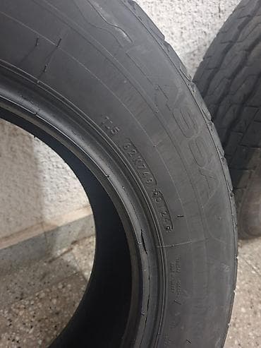 lassa teker: İşlənmiş Şin Lassa 225 / 65 / R 16 — 2