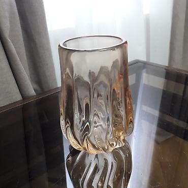 Прошлого века.цены разные.Первое фото15ман .Второе фото 30м .Шестое