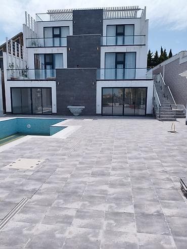 7 otaqlı, 450 kv. m, Kredit var, Yeni təmirli