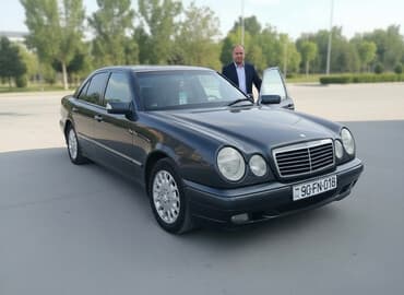 Mercedes-Benz E-Class: 2.2 l | 1999 il Sedan