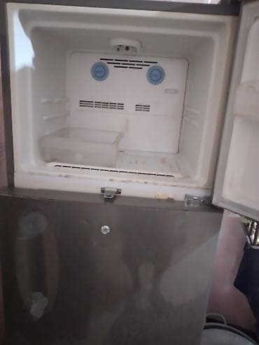 paltar yüyan: İşlənmiş 2 qapılı LG Soyuducu Satılır, rəng - Gümüşü — 5