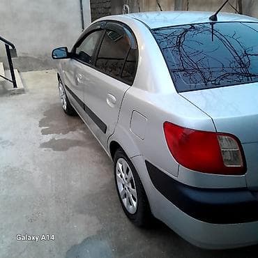 opel astra 1996: Kia Rio: 1.5 l | 2006 il Sedan — 5