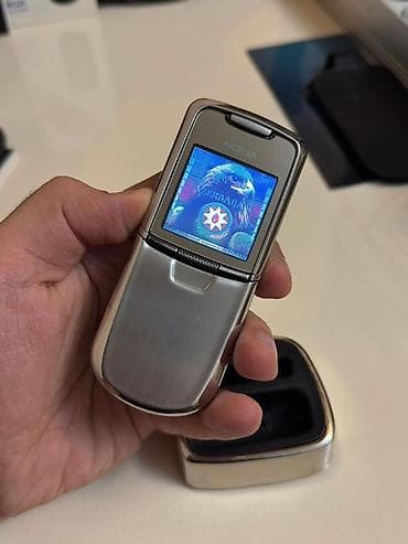 ilkin ödənişsiz iphone: Nokia 8 Sirocco, rəng - Gümüşü, Düyməli — 1
