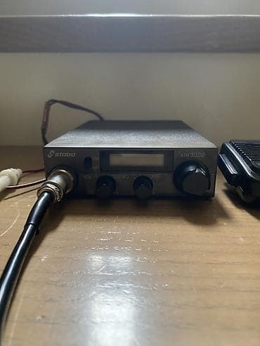 Радио: CB radio stansiyası – Stabo xm3082 (+ mikrofon) Xüsusiyyətlər: - — 2