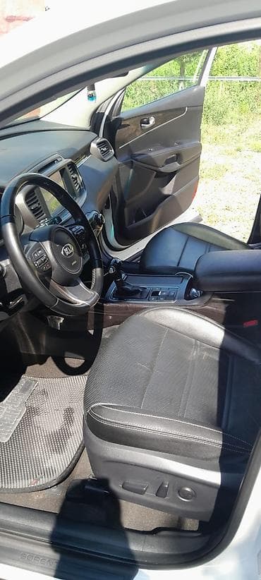 mersedes e klas: Kia Sorento: 2.2 l | 2015 il Krossover — 5