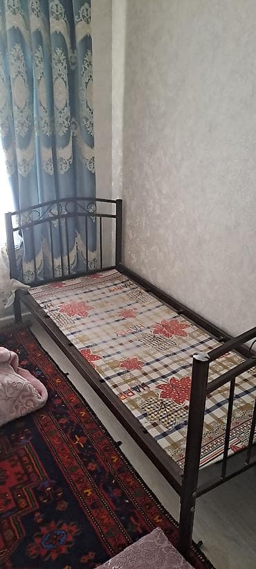 stentin qiymeti: Təknəfərlik çarpayı, Bazasız, Matrassız, Siyirməsiz — 1