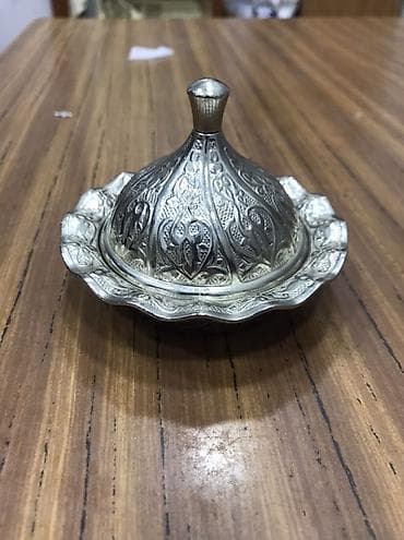 gumus qablar: Türkiyədə istehsal olunmuş, qapaqlı metal lokum/qənd qabı - Material — 1