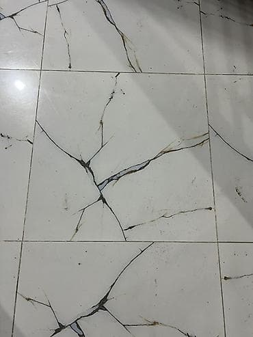 Kommersiya daşınmaz əmlakı: Obyekt icarəyə verilir 6.50 kv Eni 1,72 x uzunu 3,82 — 4