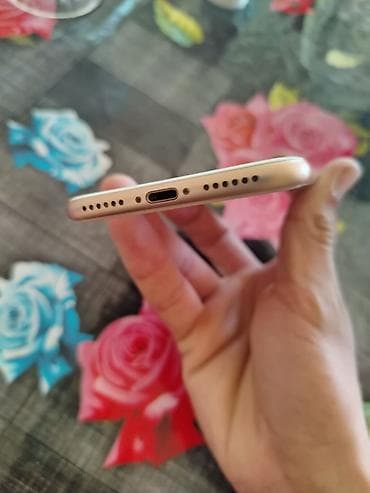IPhone 8, 64 GB, Qızılı, Barmaq izi — 2