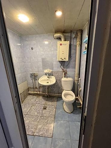 kireye menziller: Bakı, 8-ci kilometr, 2 otaqlı, Köhnə tikili, m. Qara Qarayev, 60 kv. m — 5
