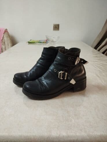 alt paltarı qadın: Batinka 38 razmer temiz deri alinib 110 azn ela veziyetde — 2