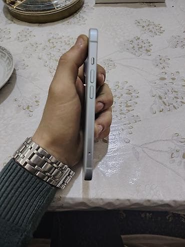 iponalar: IPhone 15, 256 GB, Ağ, Face ID — 4