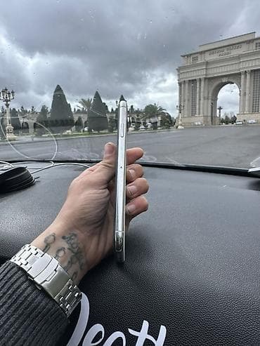 iphone 13 pro max dubay: IPhone 12 Pro, Gümüşü, Face ID — 5