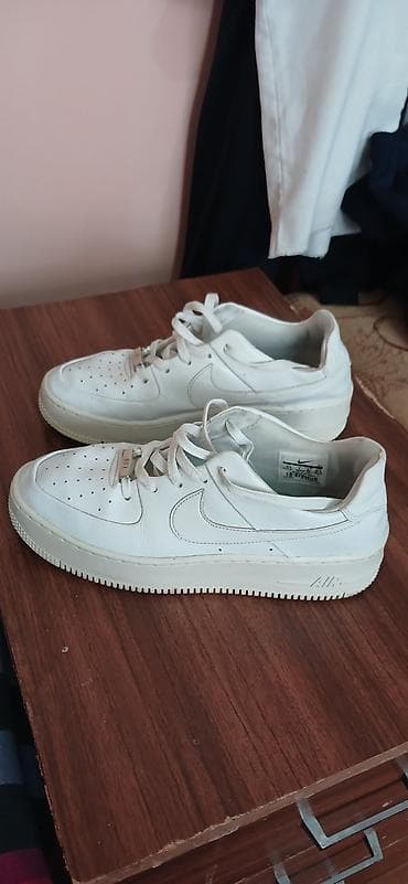 adidas az: Dəri Ayaqqabı 60 az alınıb 3 gün geyinilib razmeri 41 di satılır 20 — 5