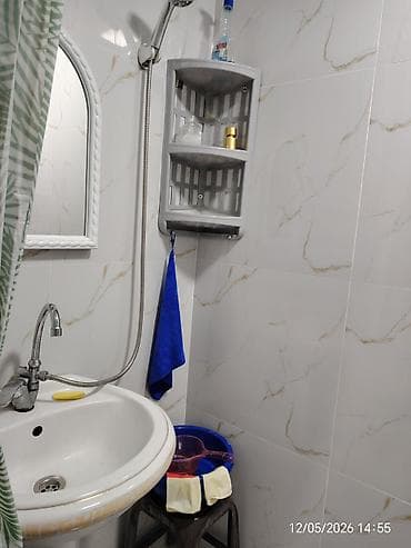 qala ramanada ev satilir: Bakı, 3-cü mikrorayon, 2 otaqlı, Köhnə tikili, m. Memar Əcəmi, 42 kv. m — 9