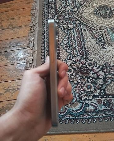 iphone cs: IPhone 14 Pro, Gümüşü, Face ID — 3