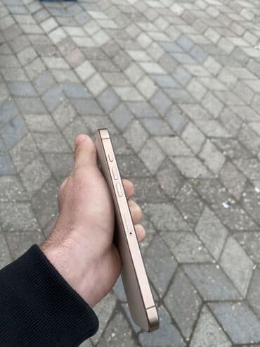 телефон за 200 манат: IPhone 16 Pro Max, 256 ГБ, Золотой, Face ID — 4