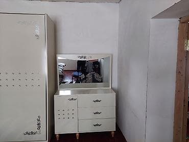 usdul usdol: Masa və oturacaqlar — 6